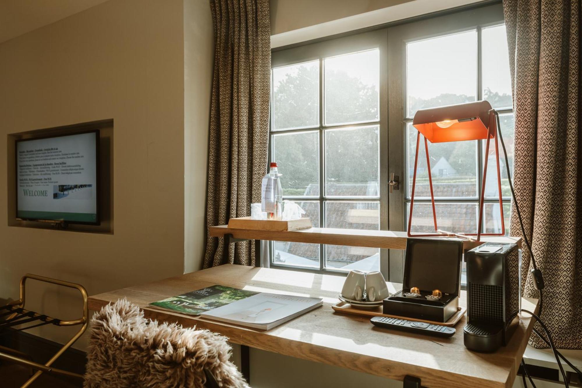 Auberge Du Pecheur Sint Martens Latem Bagian luar foto